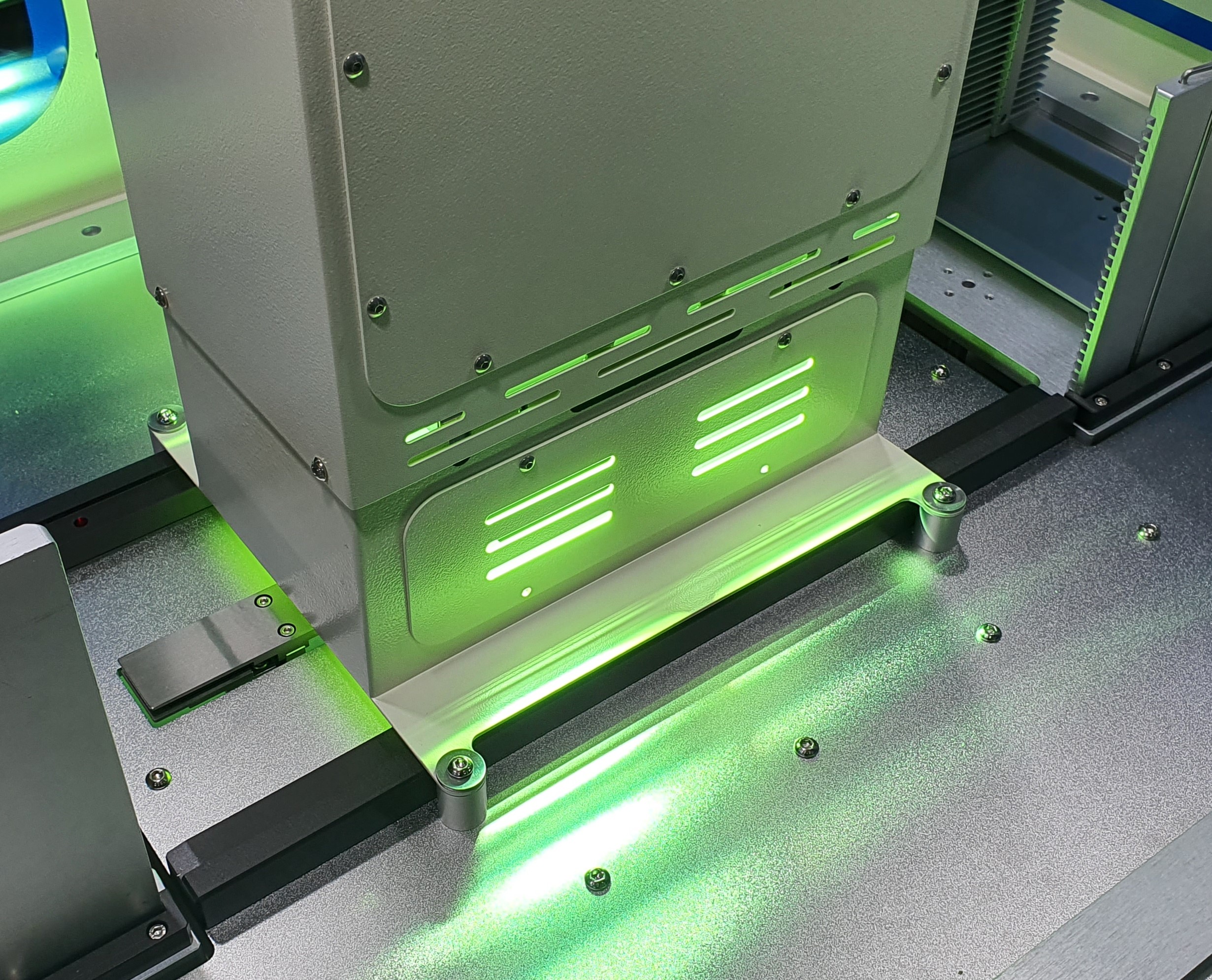 Auto UV Irradiation System