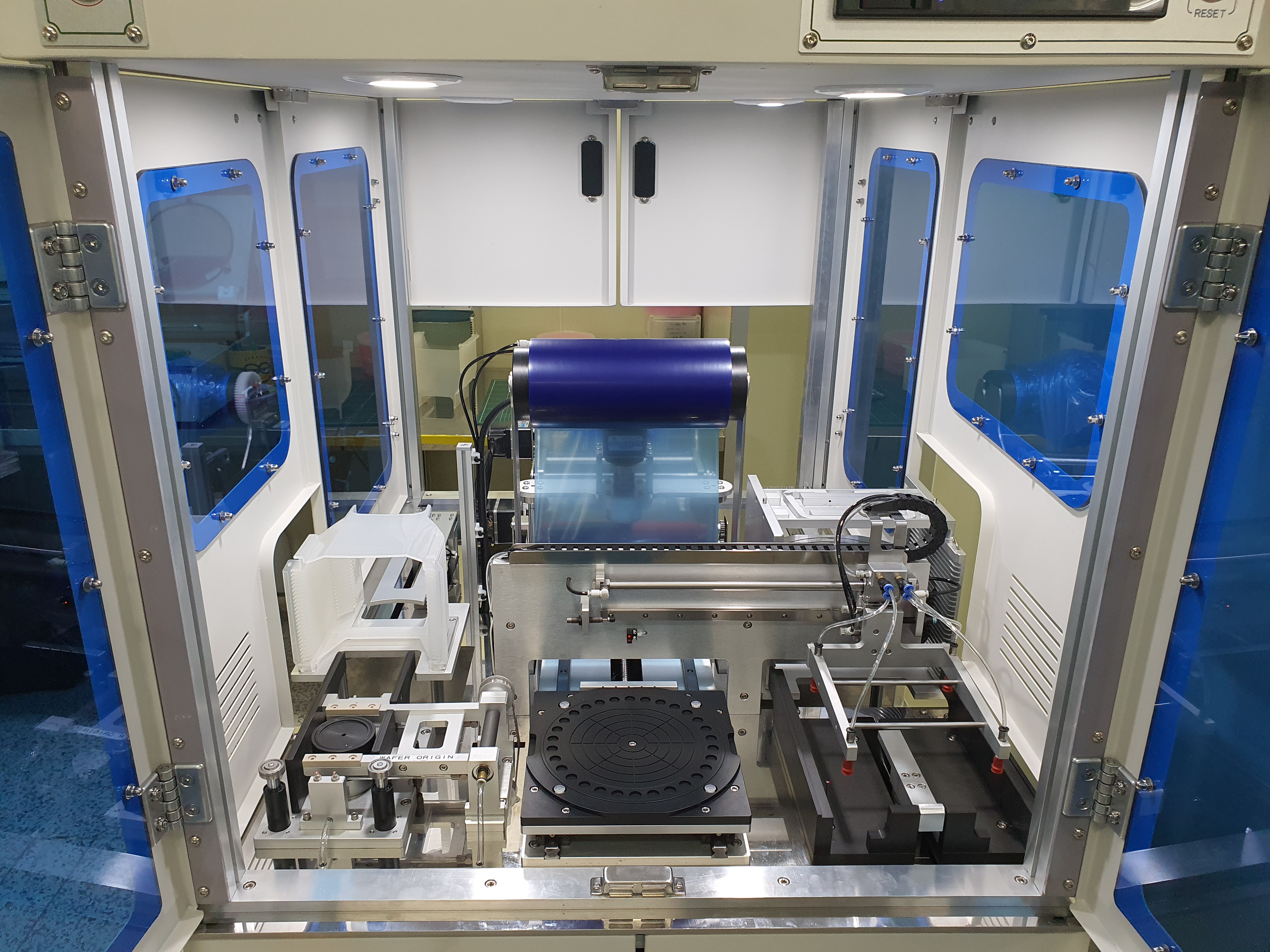 Auto Tape Mounter